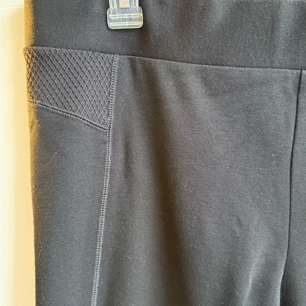 White House Black Market Classic Black Pants - Picture 4 of 5